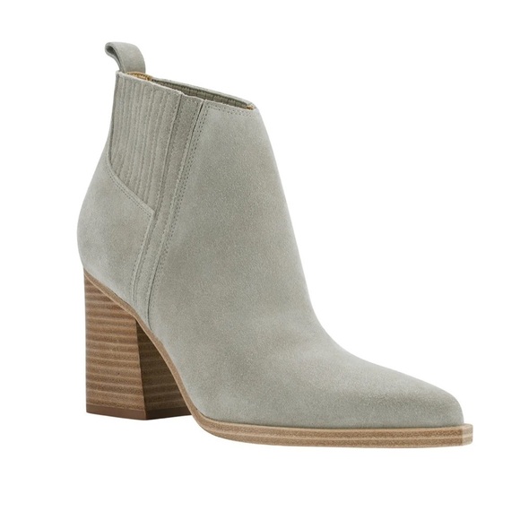 Marc Fisher ORLANDA BLOCK HEEL BOOTIE Boots - Picture 2 of 9